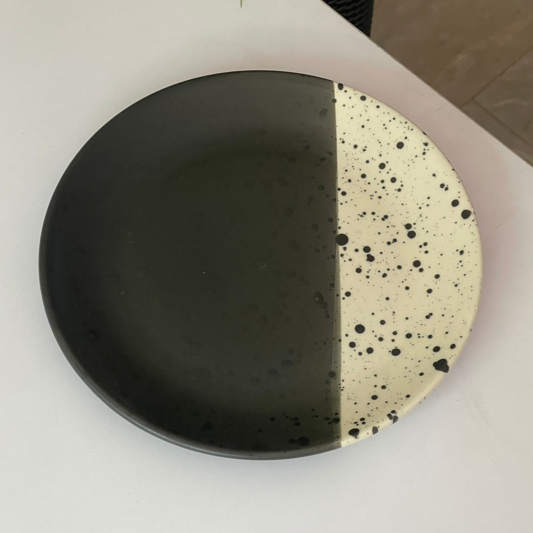 10 inch Rimless Plate ( Eclipse )