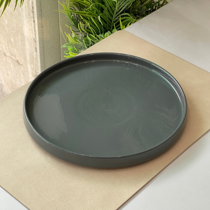 10 inch Classic Plate ( Glossy Dark Grey )