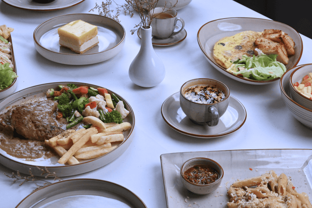 <h2>Grey Colorline</h2>