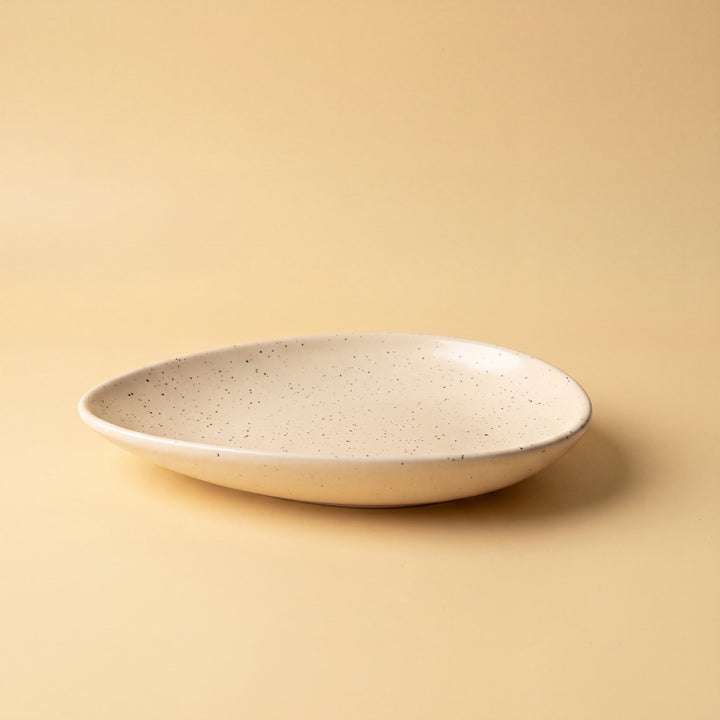 11"x9" Triangular Platter ( Dune )