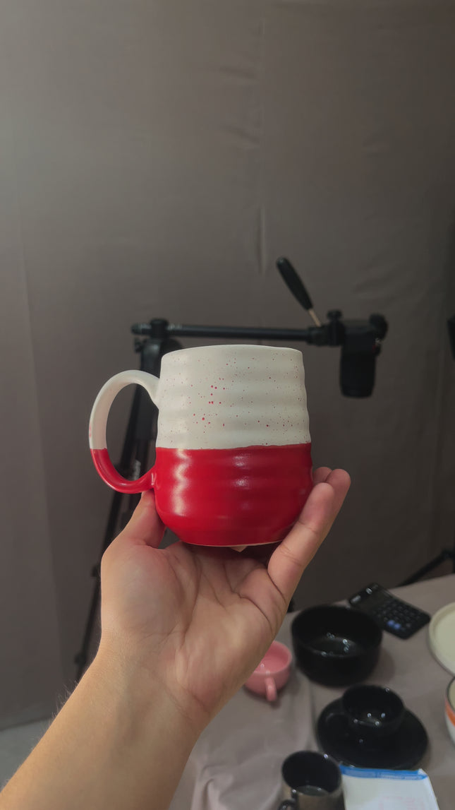 S10 Irregular Mug ( Red and White ) ( 470 ml ) ( 1 Mug )
