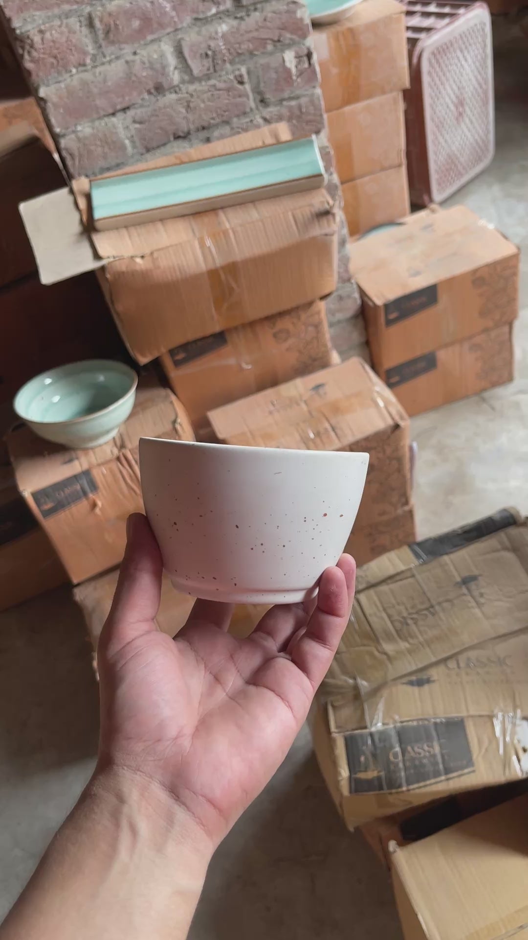 Leftover 4.5 inch NV Bowl ( Snow Cocoa )