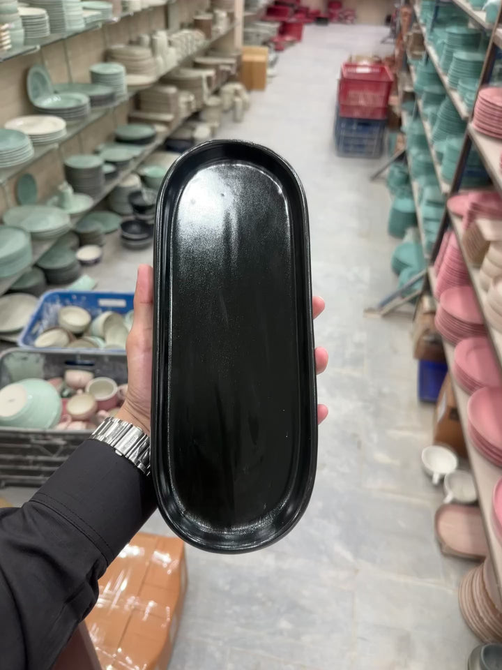 Leftover NV Oval Small Platter 12"x4.8" ( Noir )