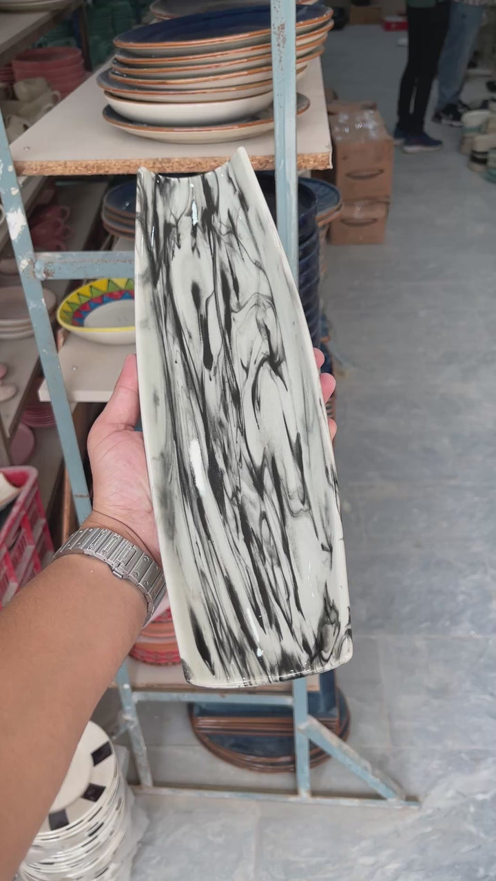Leftover Curved Sushi Platter ( Black Marble )