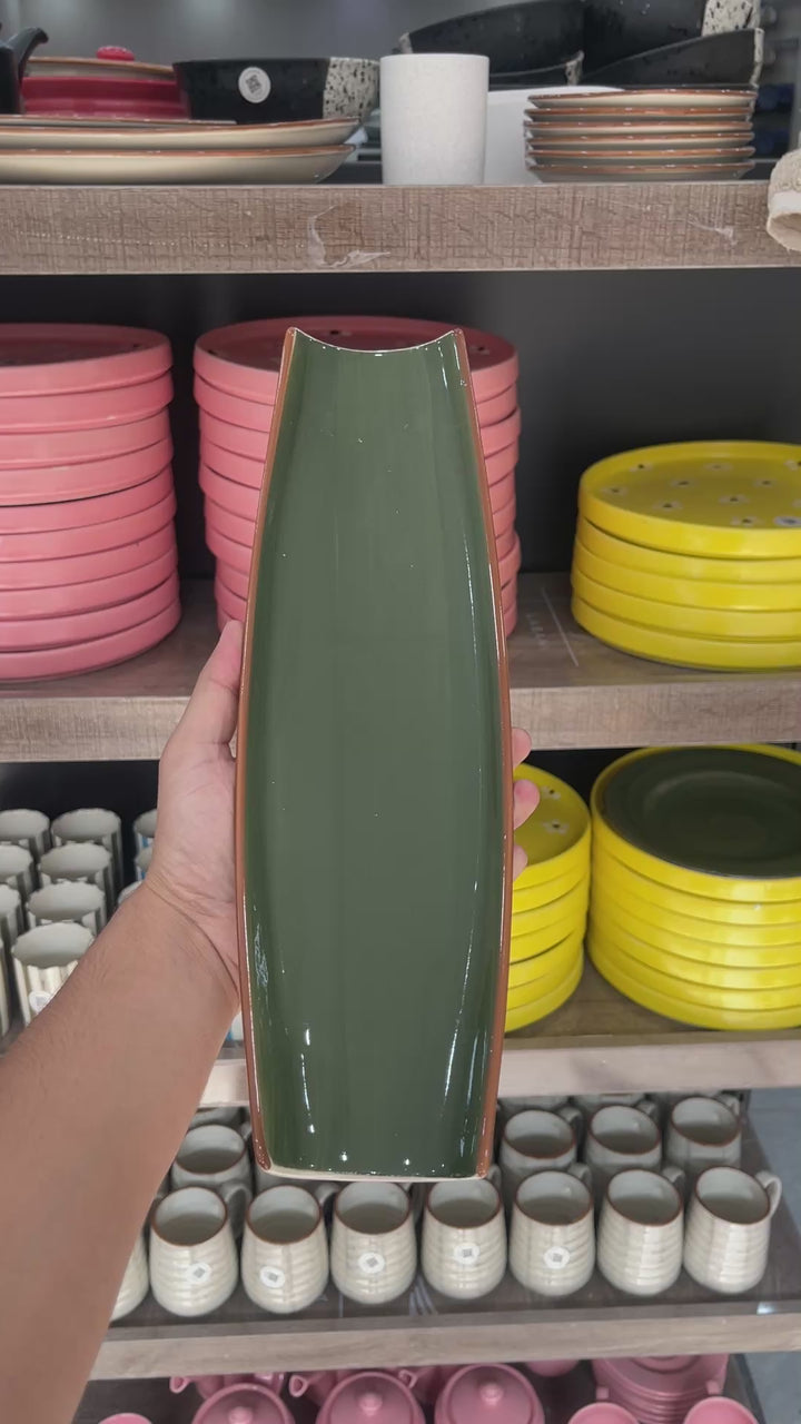 Leftover Curved Sushi Platter 14"x4" ( Dark Green Colorline )