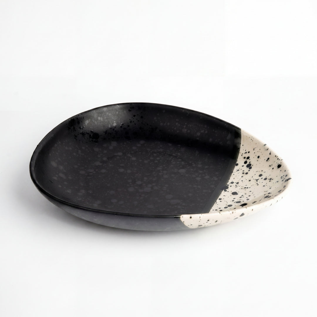 11"x9" Triangular Platter ( Eclipse )